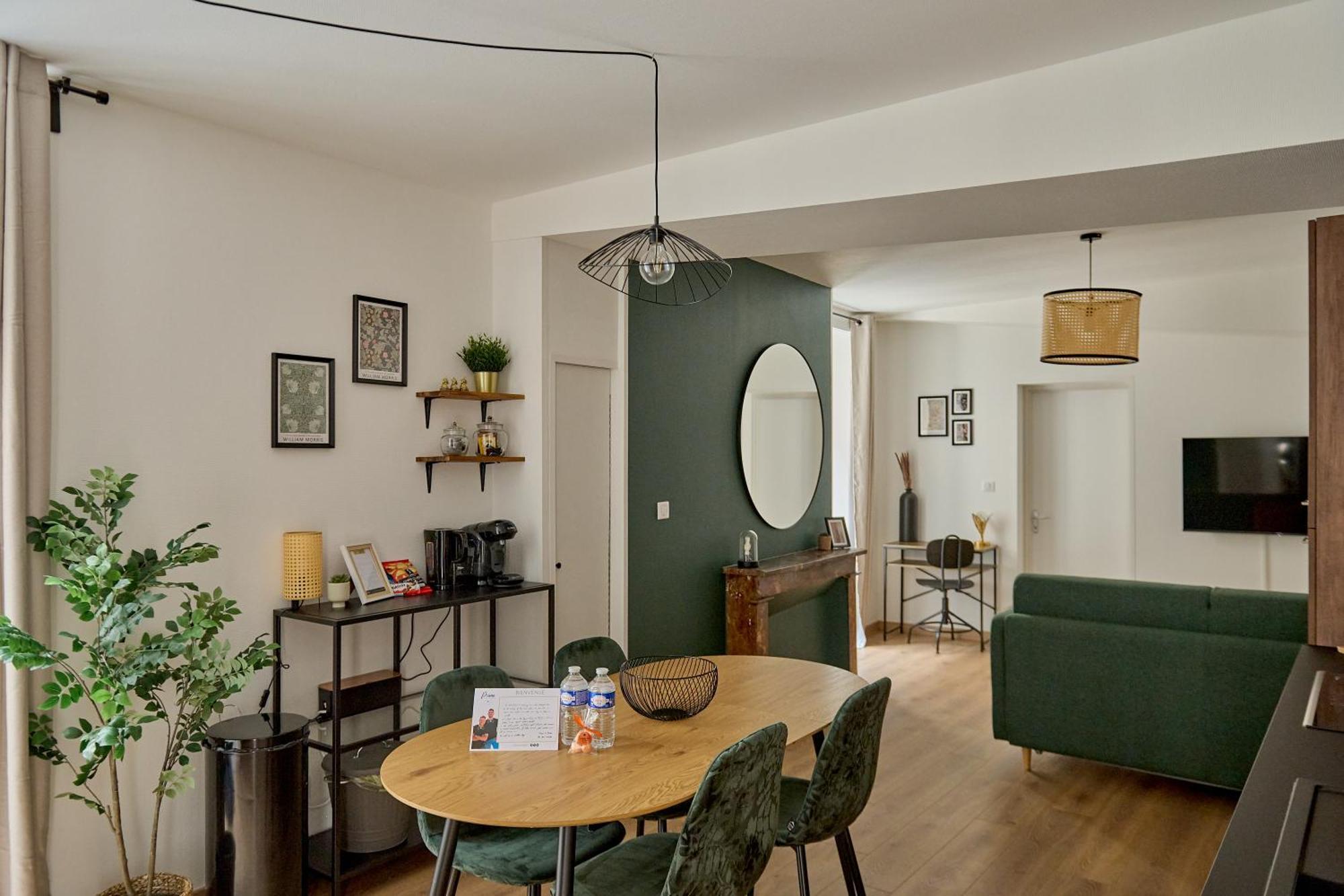 Apartmán Le Oliva Chez Les M By Primo Conciergerie Nevers Exteriér fotografie